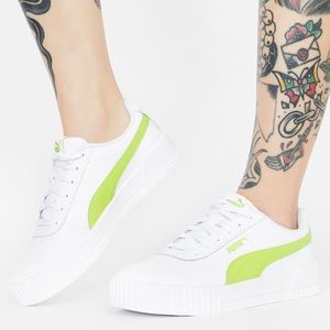 Green carina puma sneakers